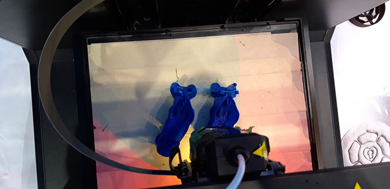 Drucken der Miniaturbullen mit dem MakerBot