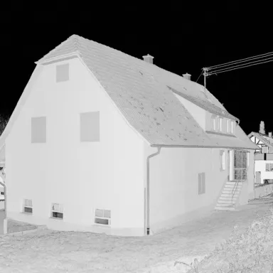 Haus mit Scheune