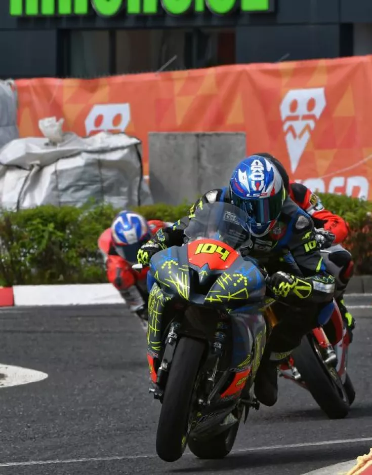 Bei der 2. Station der diesjährigen IRRC-Serie erkämpfte sich Schmiddel zweimal den 7. Platz.
