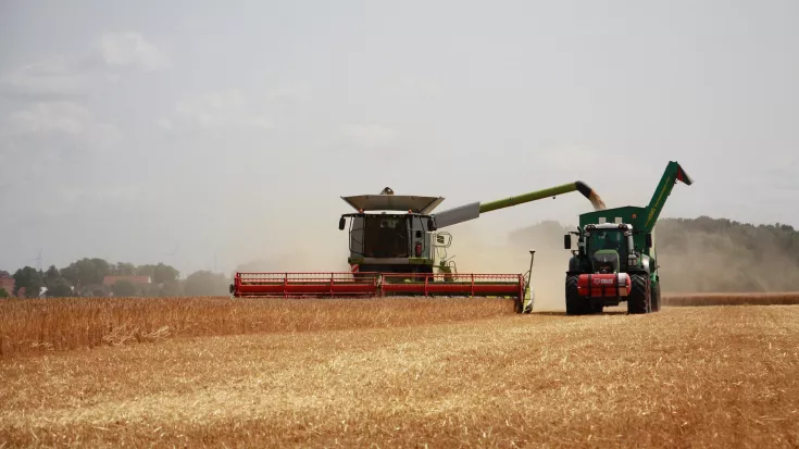 Landwirtschaft Traktor und Harvester
